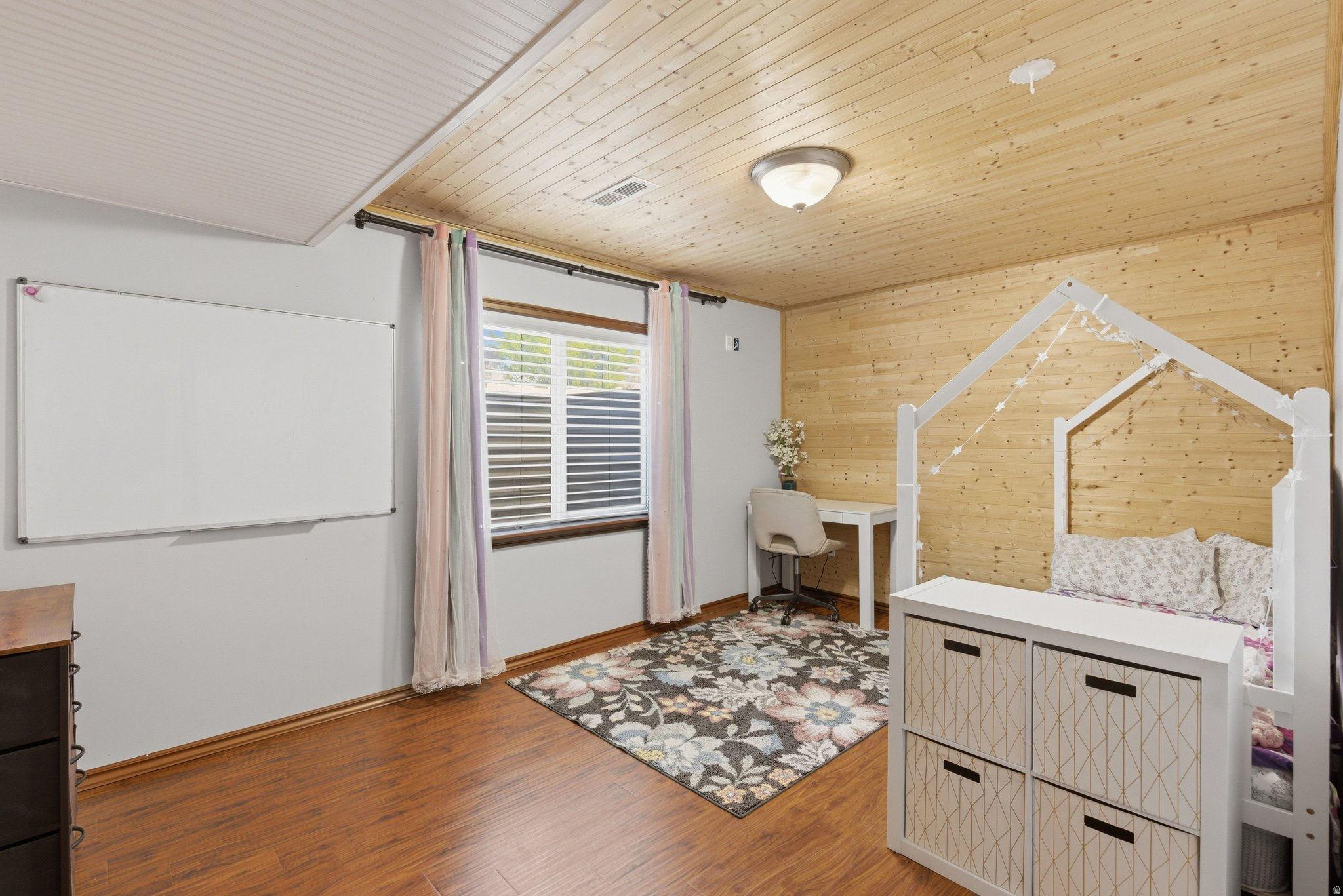 SOUTH WILLOW ESTATES - Residential