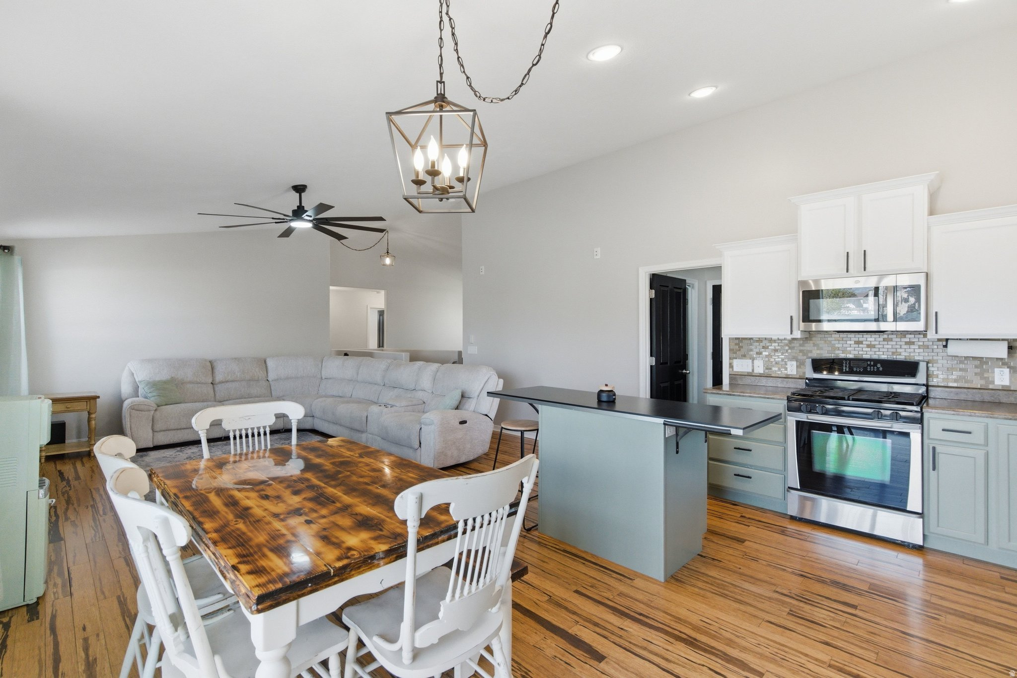 SOUTH WILLOW ESTATES - Residential