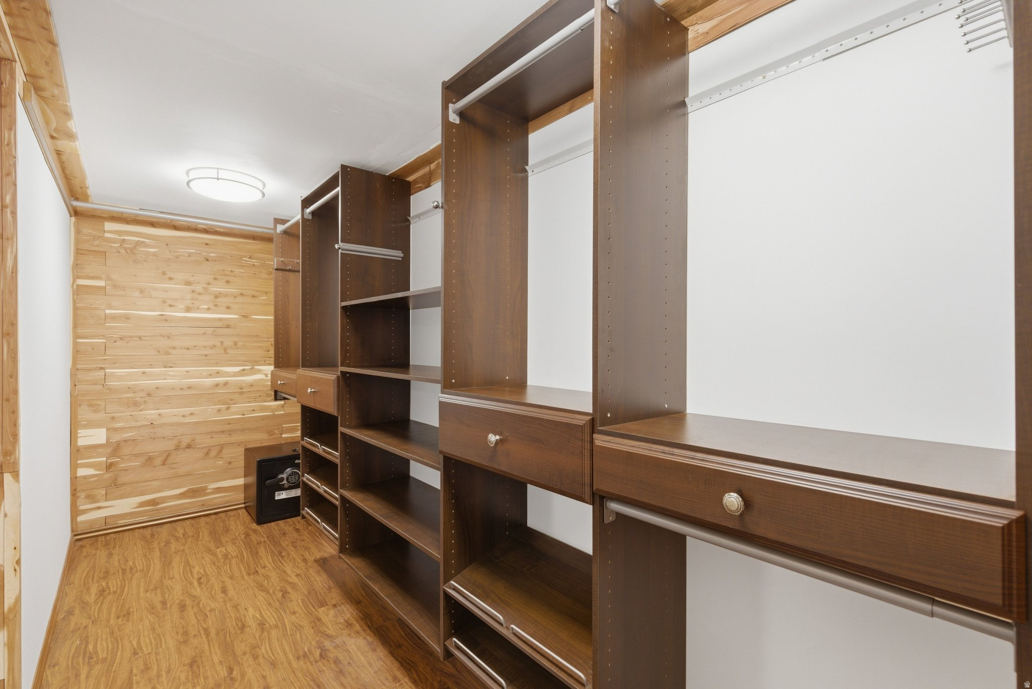 SOUTH WILLOW ESTATES - Residential