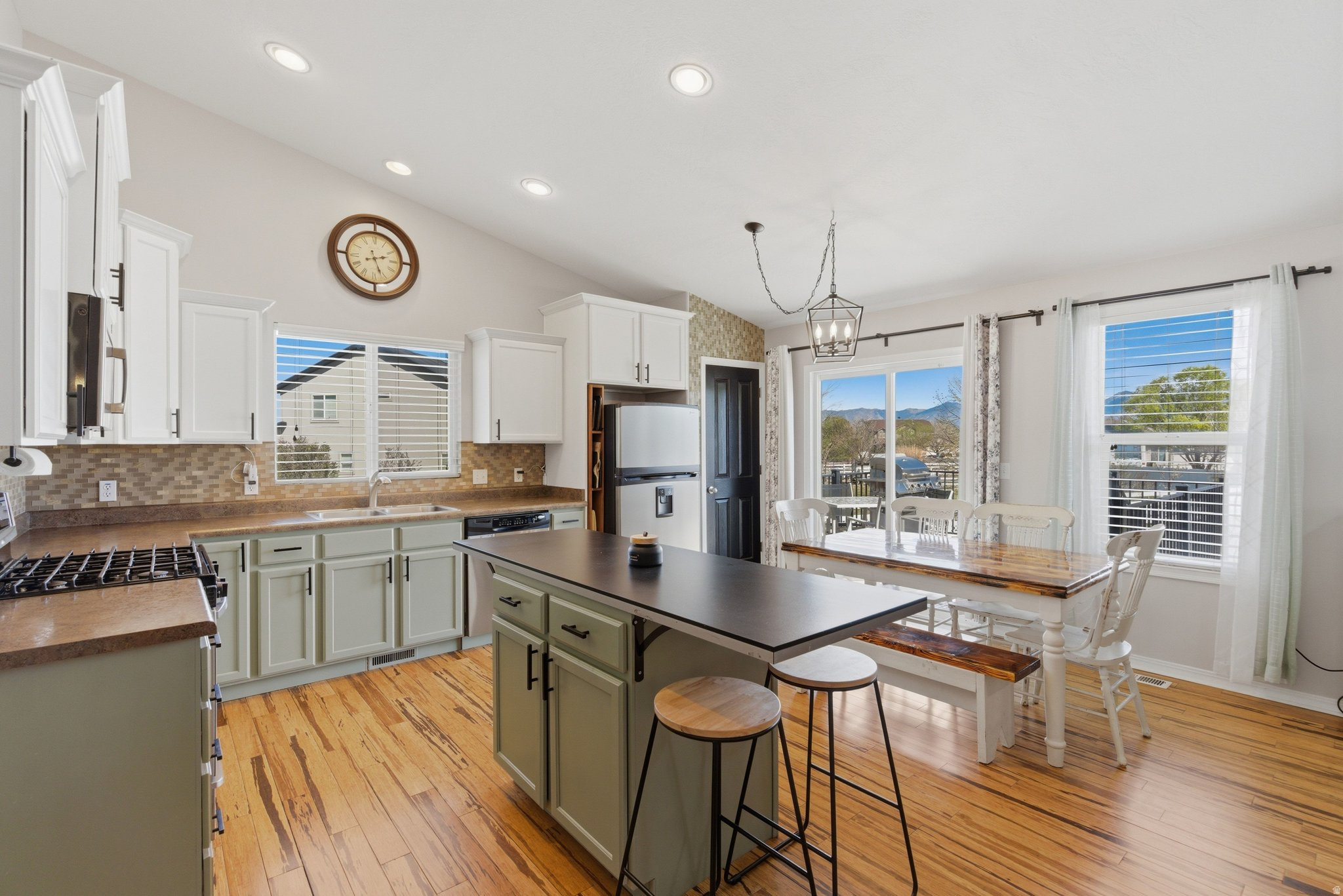 SOUTH WILLOW ESTATES - Residential