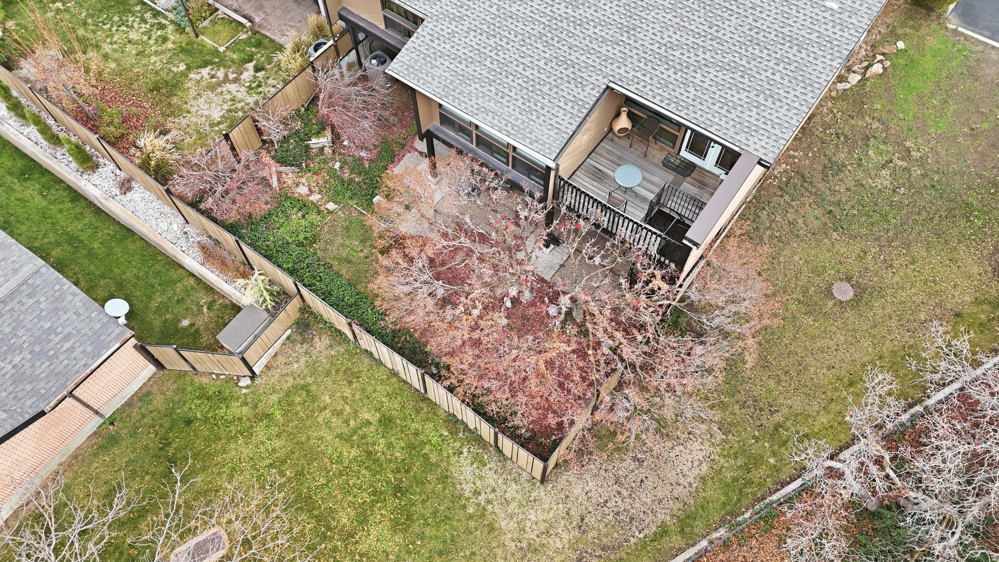 KNOLLWOOD - Residential