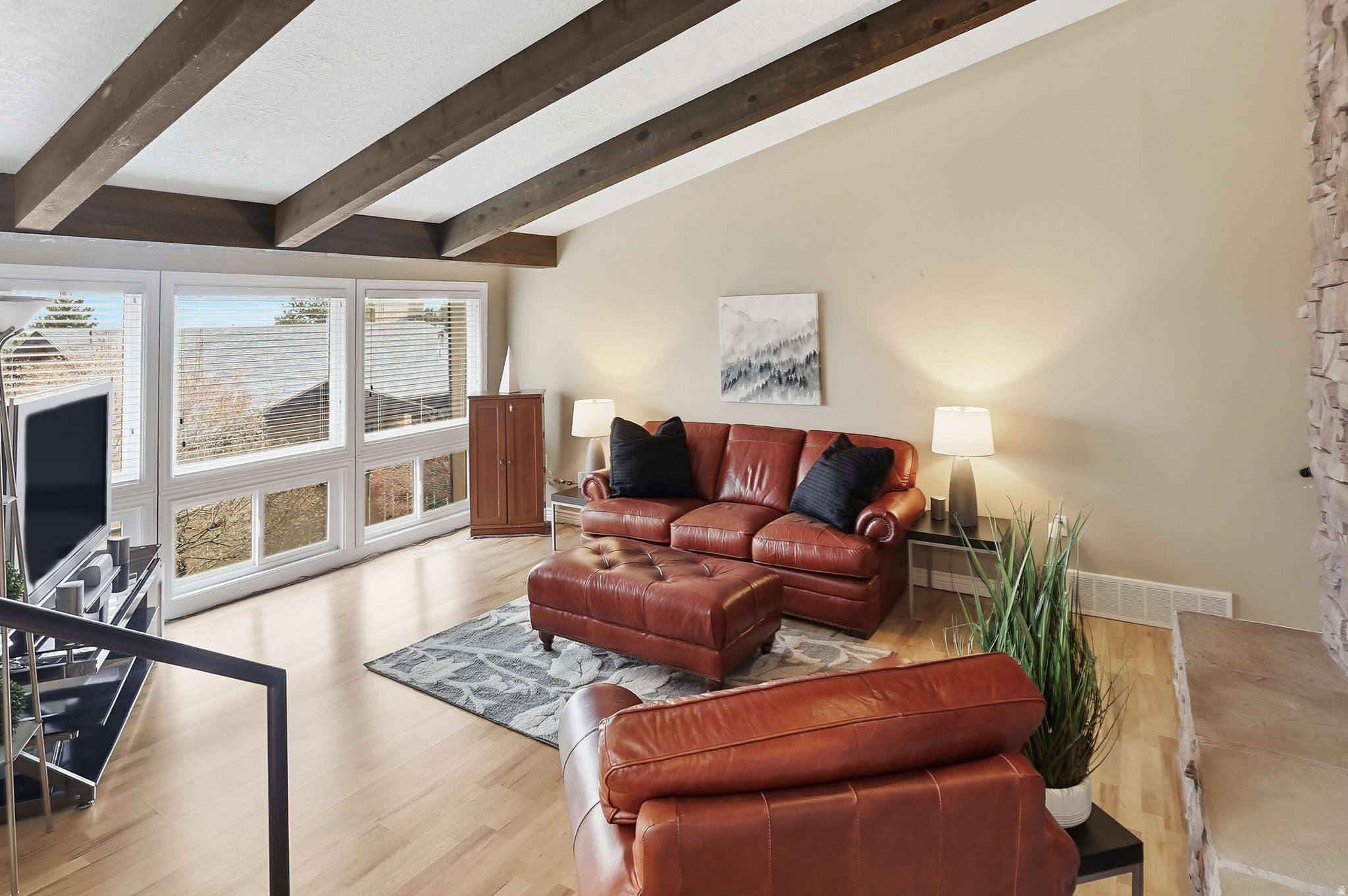 KNOLLWOOD - Residential