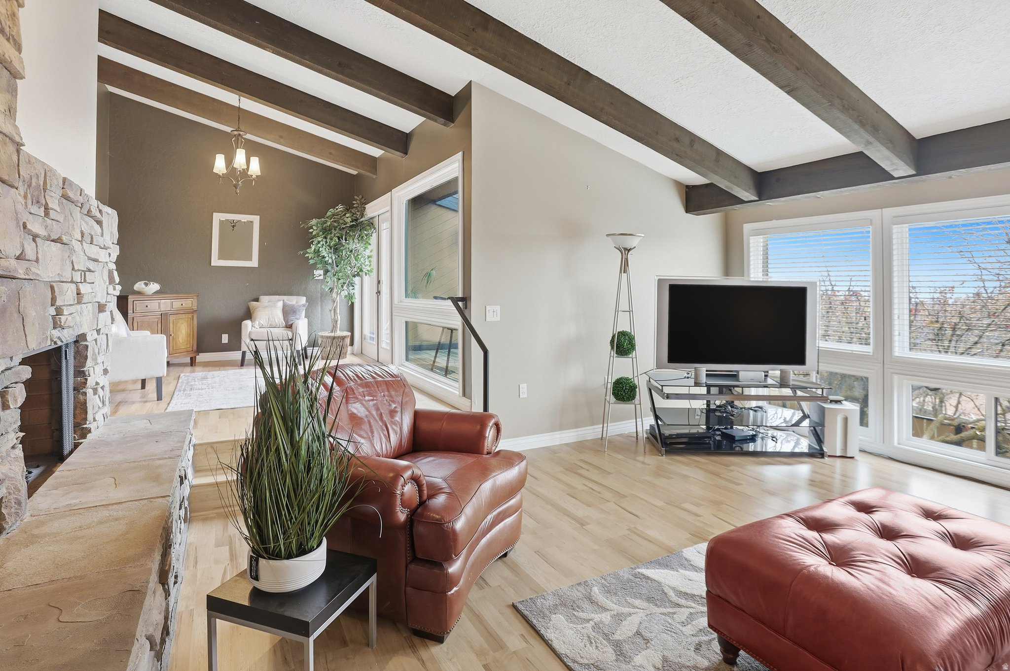 KNOLLWOOD - Residential