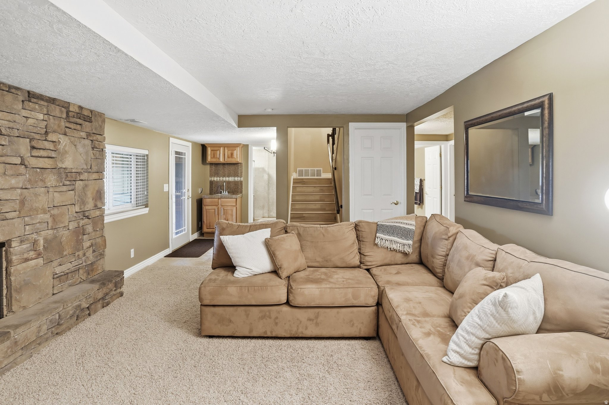 KNOLLWOOD - Residential