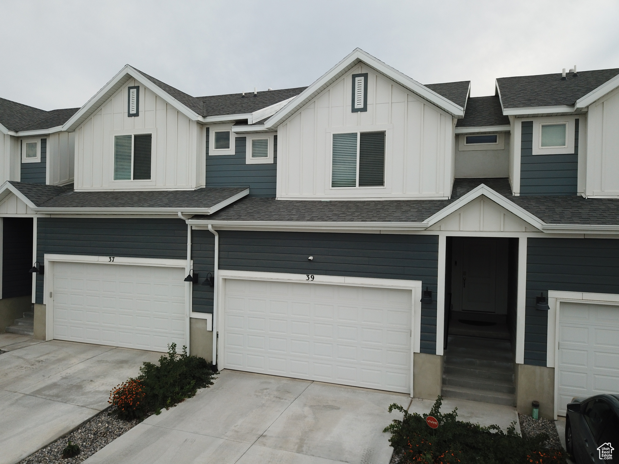 39 N WAYNE WAY