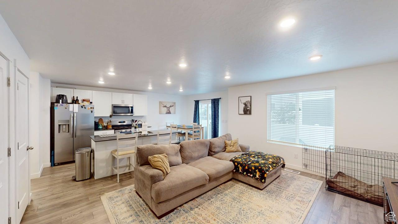 39 N WAYNE WAY