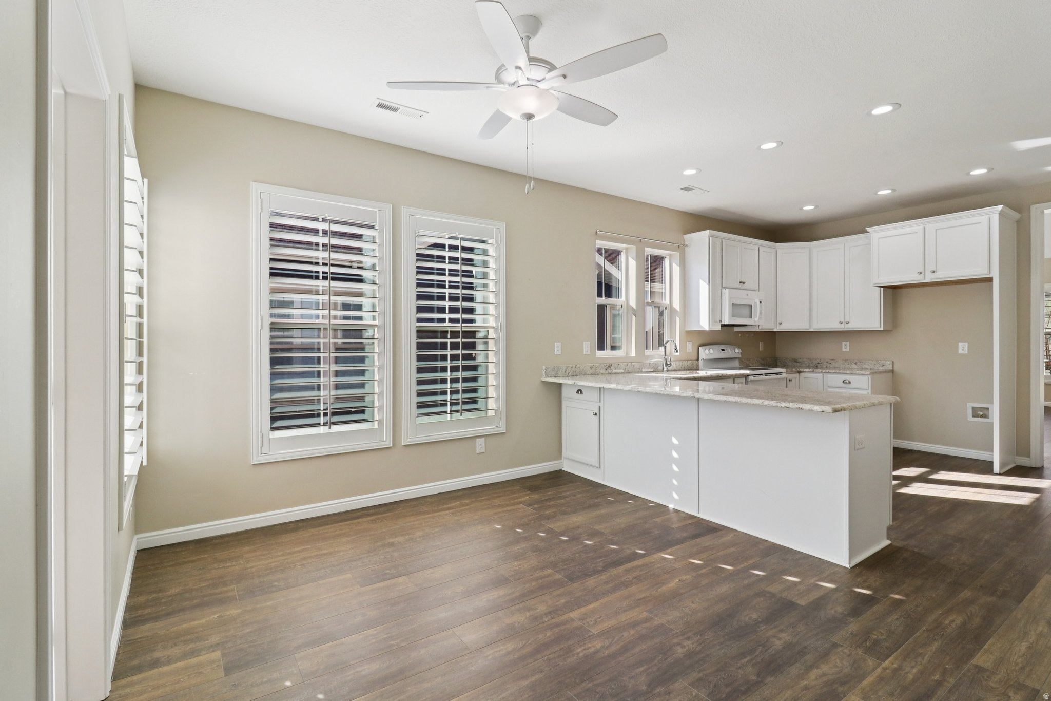 GARDEN PARK DAYBREAK - Residential