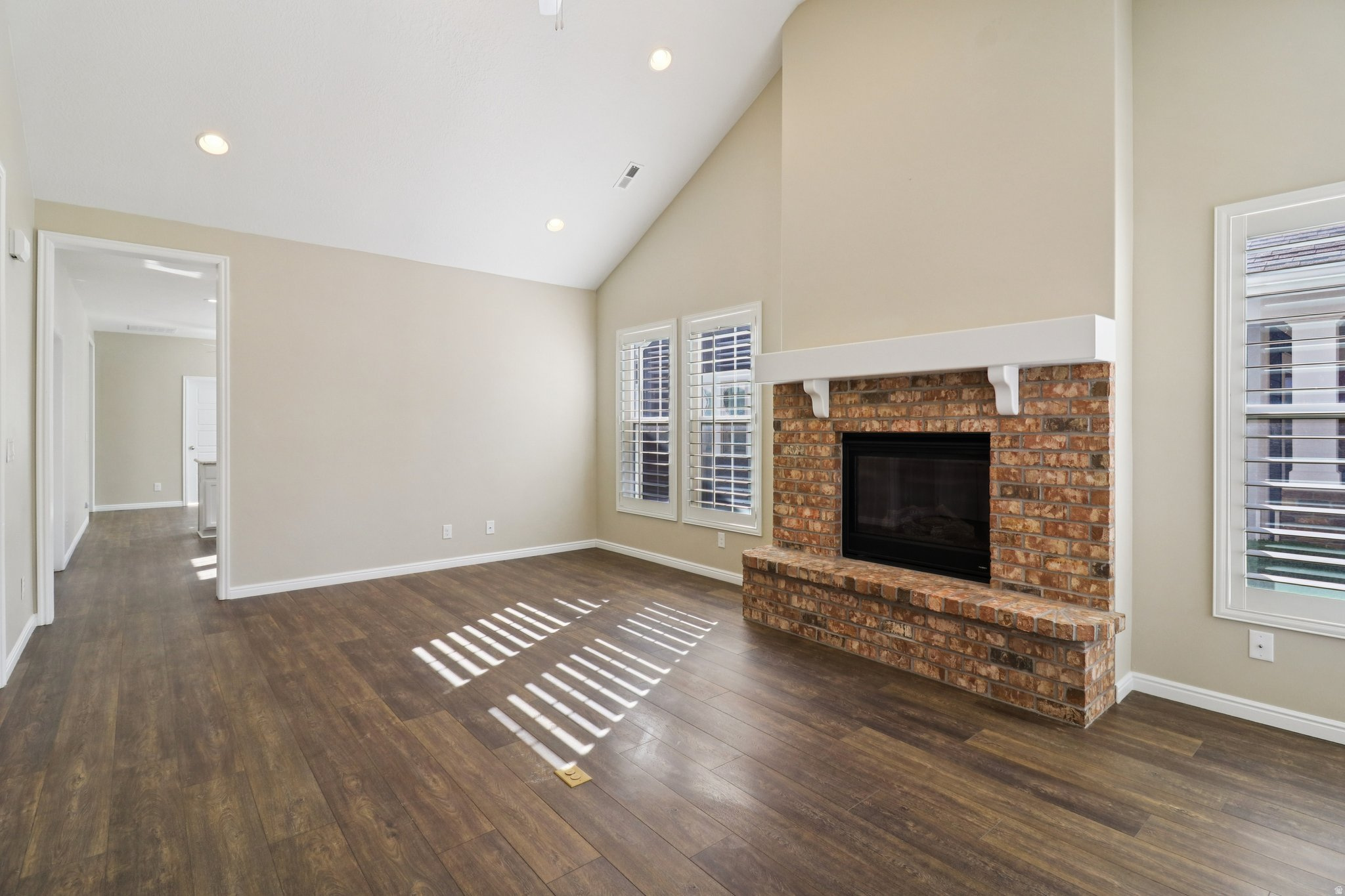 GARDEN PARK DAYBREAK - Residential