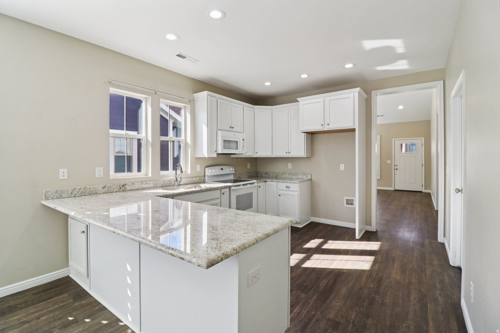 GARDEN PARK DAYBREAK - Residential