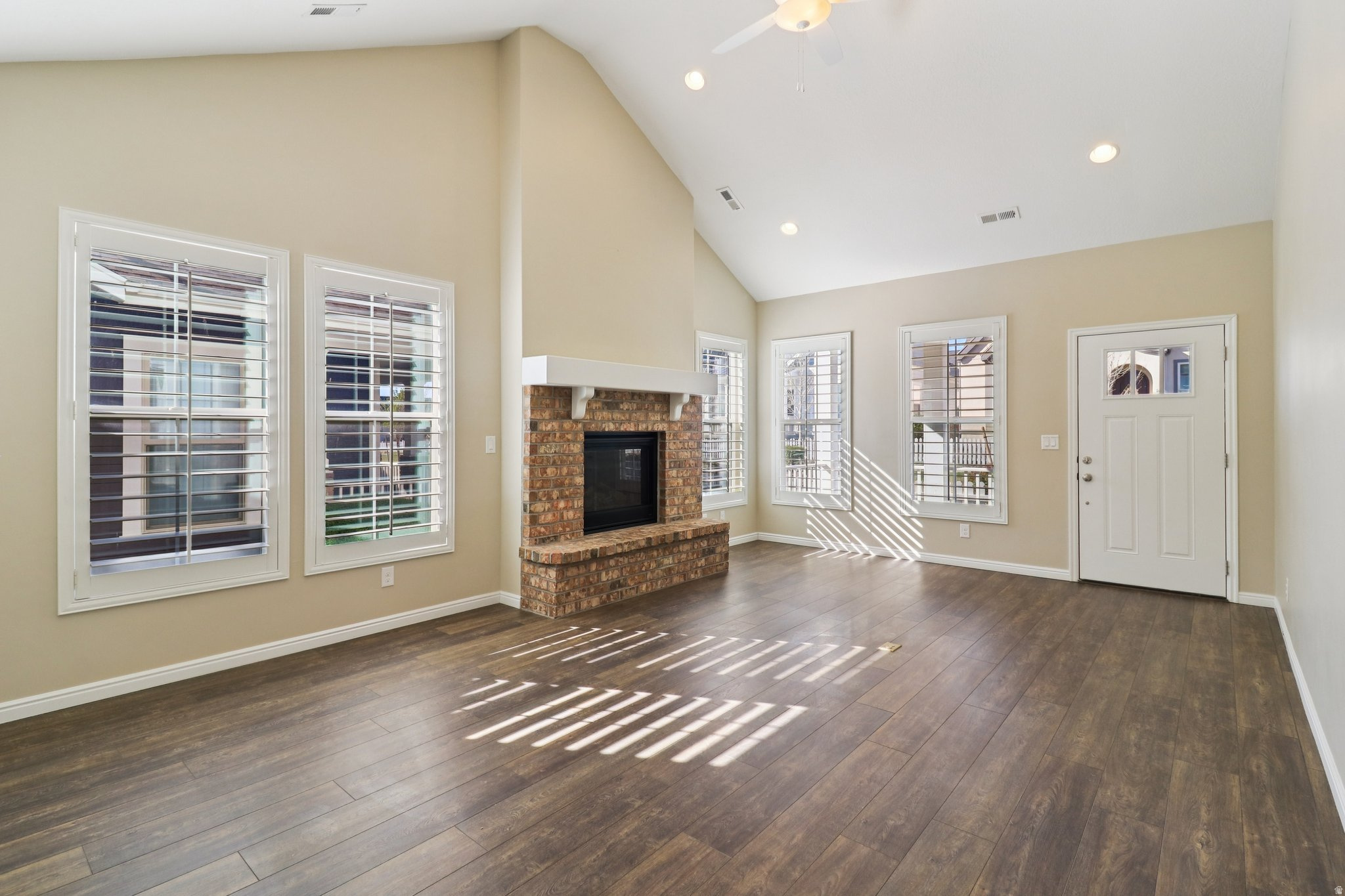 GARDEN PARK DAYBREAK - Residential