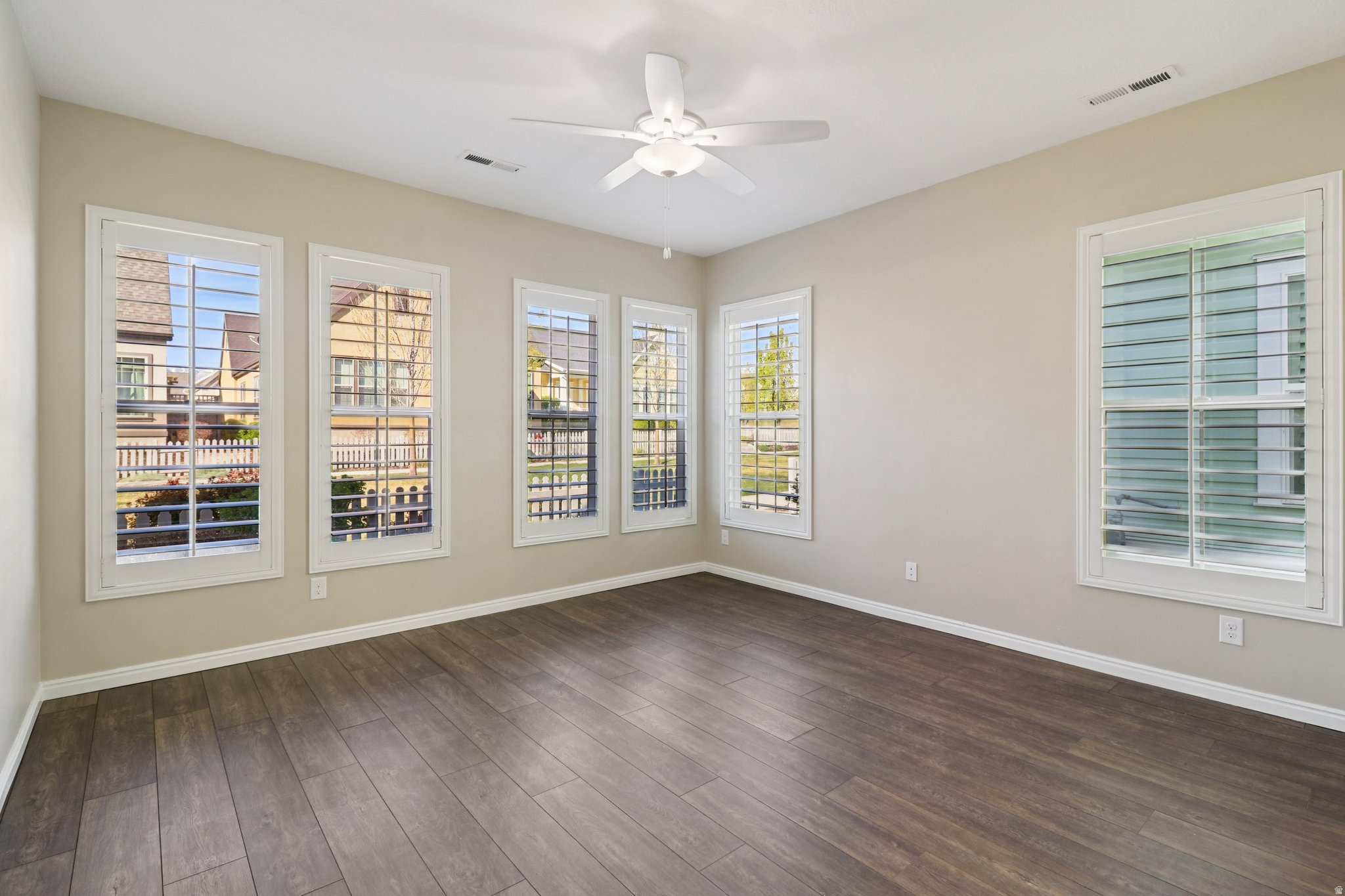 GARDEN PARK DAYBREAK - Residential