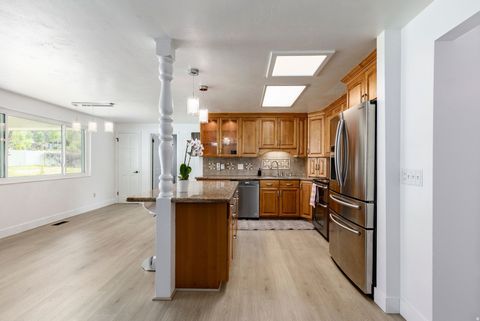 Tiny photo for 8291 S CRAVALAN CIR, Sandy, UT 84093 (MLS # 2151227)