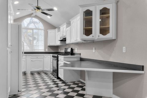 Tiny photo for 266 N 500 E, American Fork, UT 84003 (MLS # 2134547)