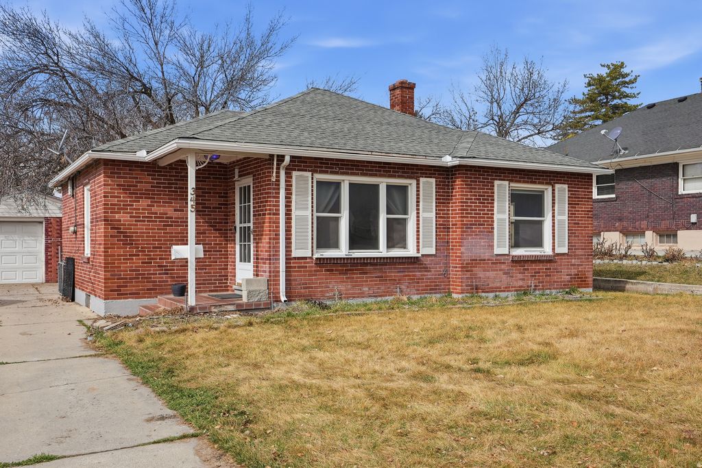 Photo of 345 N CENTER ST W, American Fork, UT 84003 (MLS # 2140794)