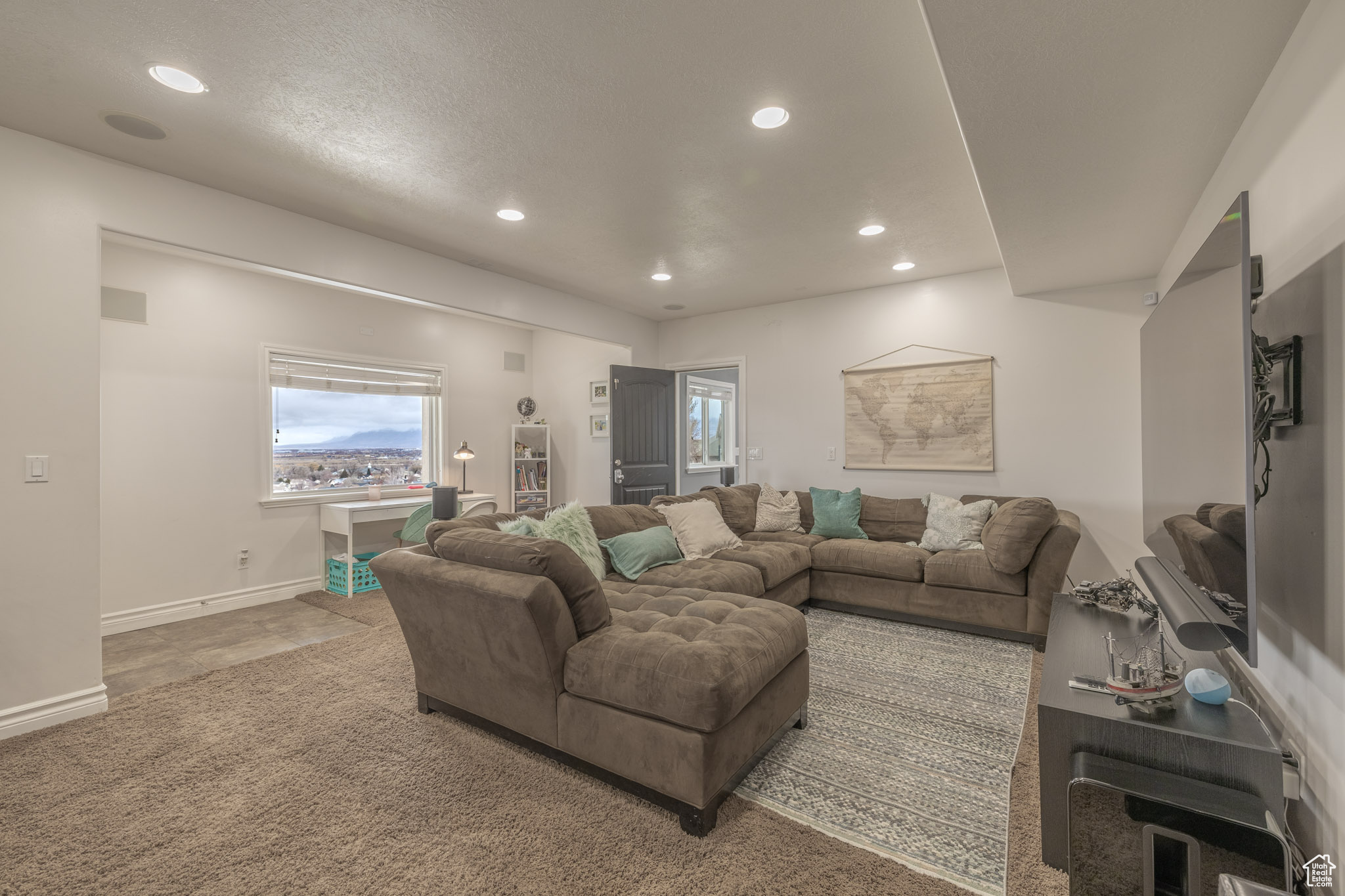 THREE MILE - Residential