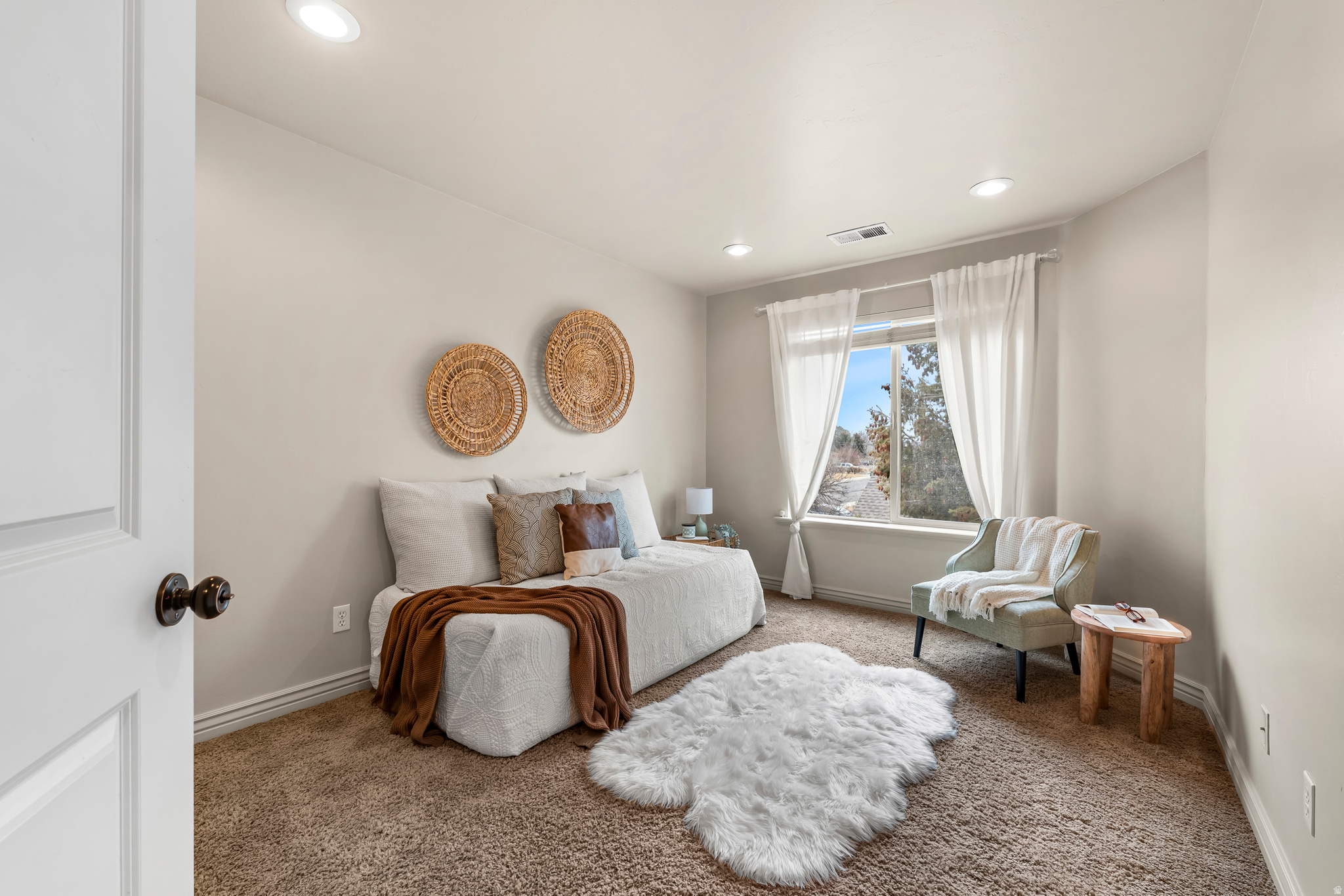 FOREST LANE - Residential