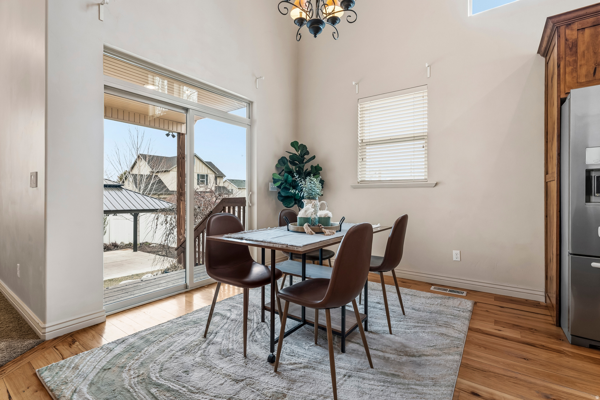 FOREST LANE - Residential