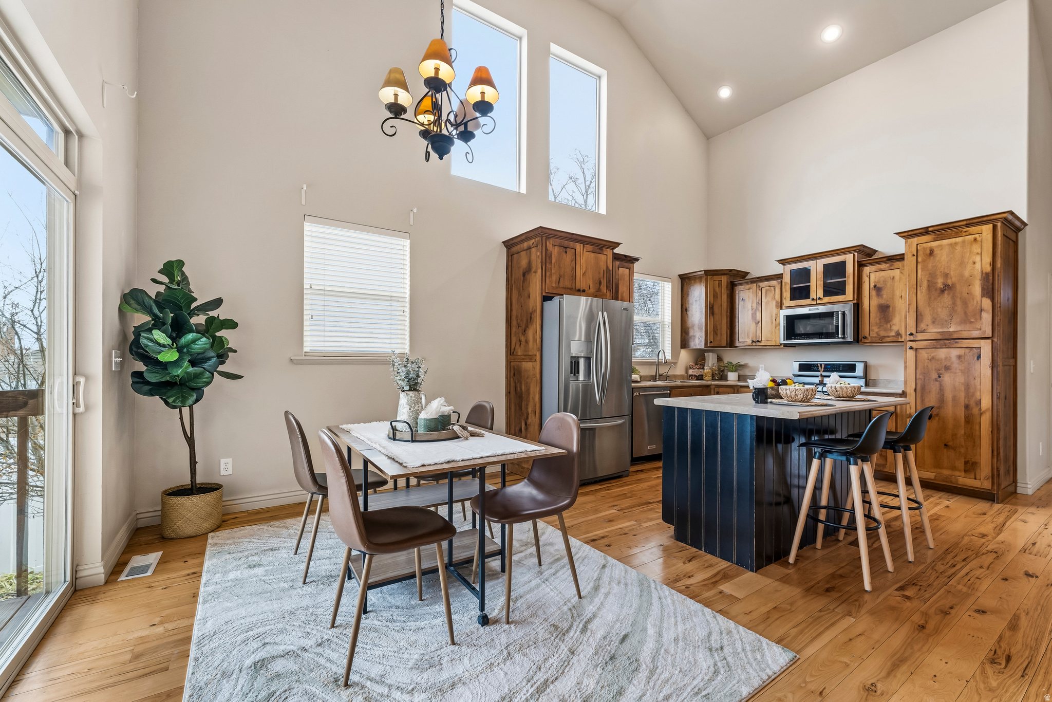 FOREST LANE - Residential