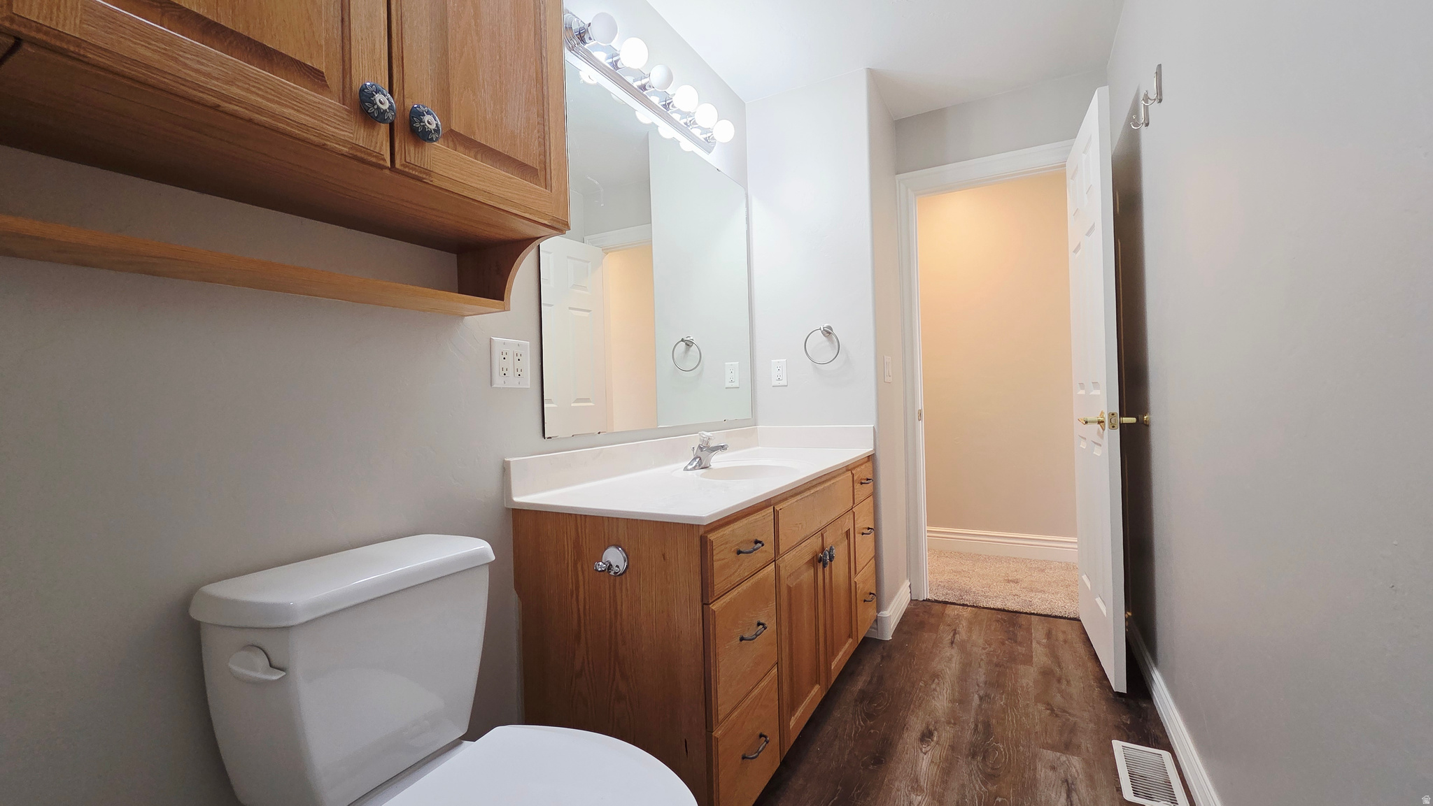 MOUNTAIN GREEN CONDOMINIUMS - Residential