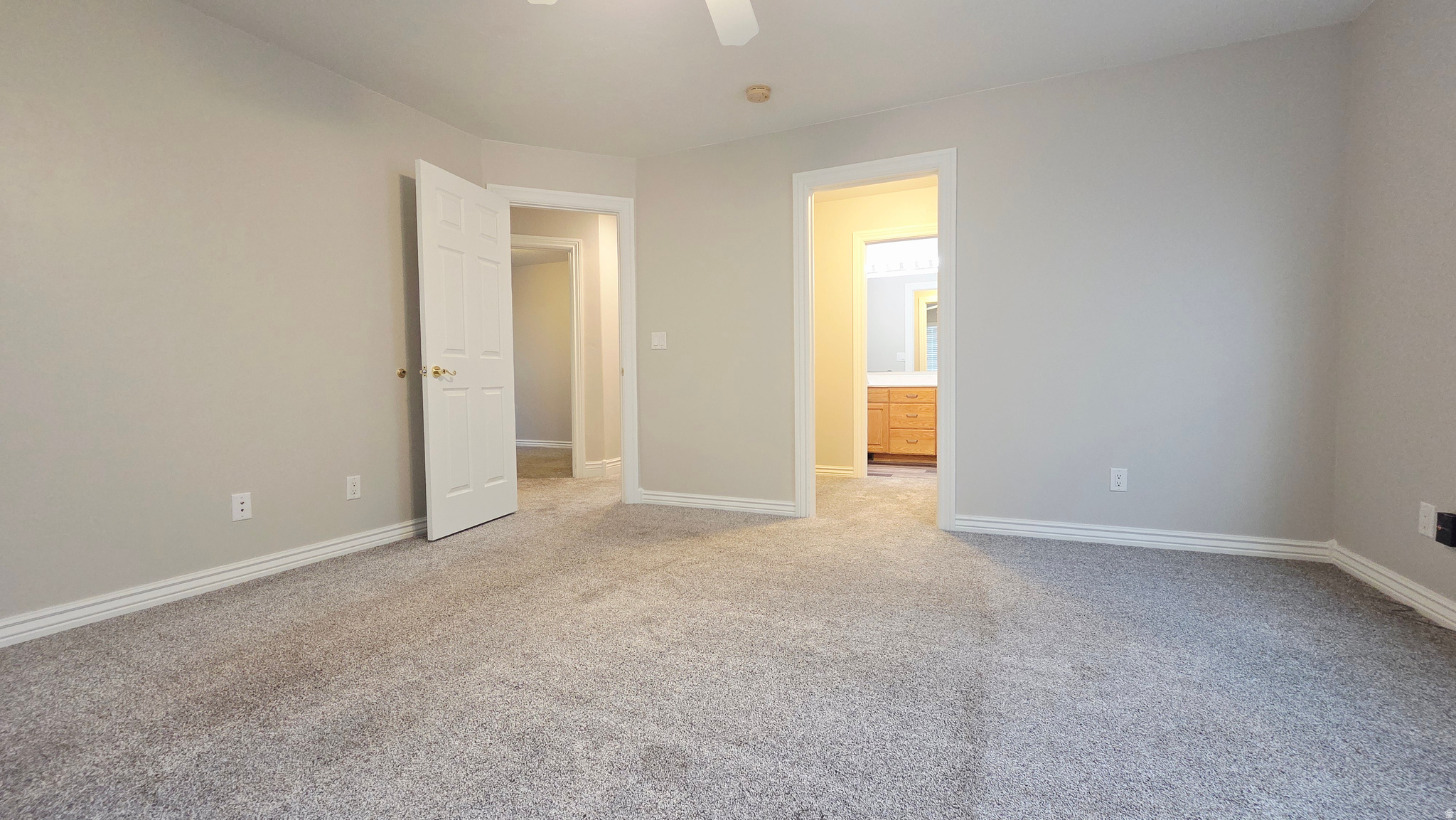 MOUNTAIN GREEN CONDOMINIUMS - Residential