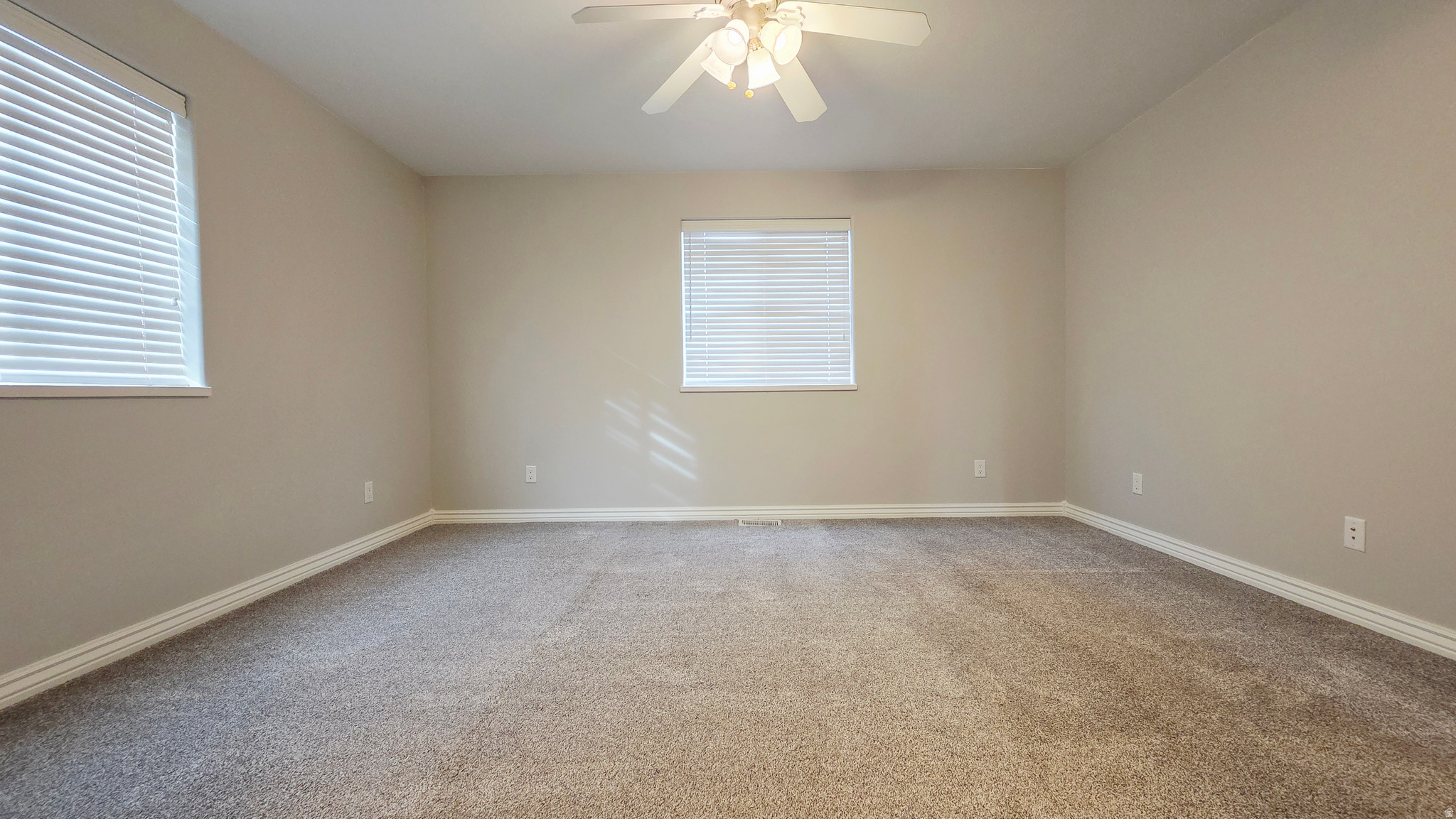 MOUNTAIN GREEN CONDOMINIUMS - Residential