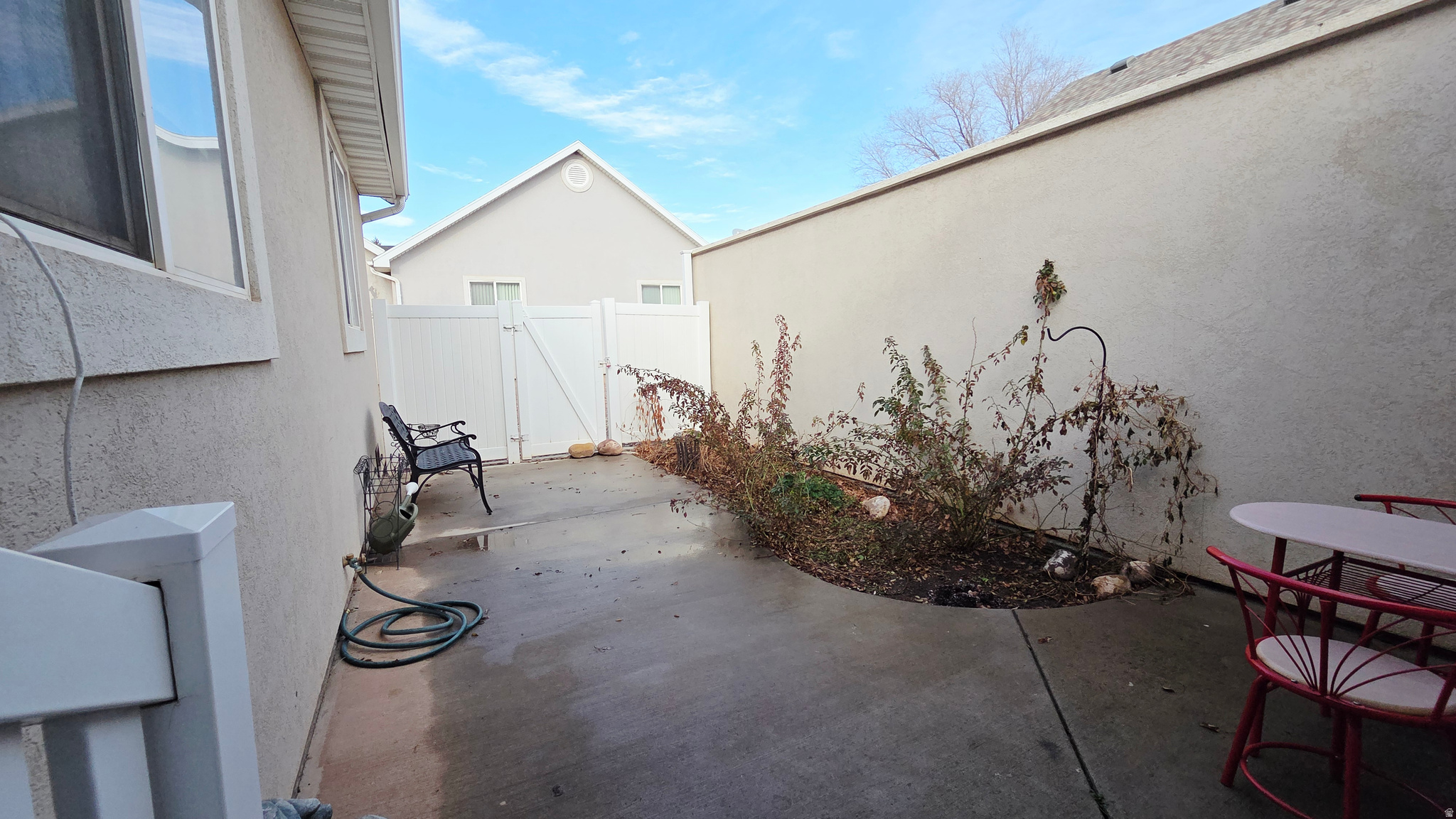 MOUNTAIN GREEN CONDOMINIUMS - Residential