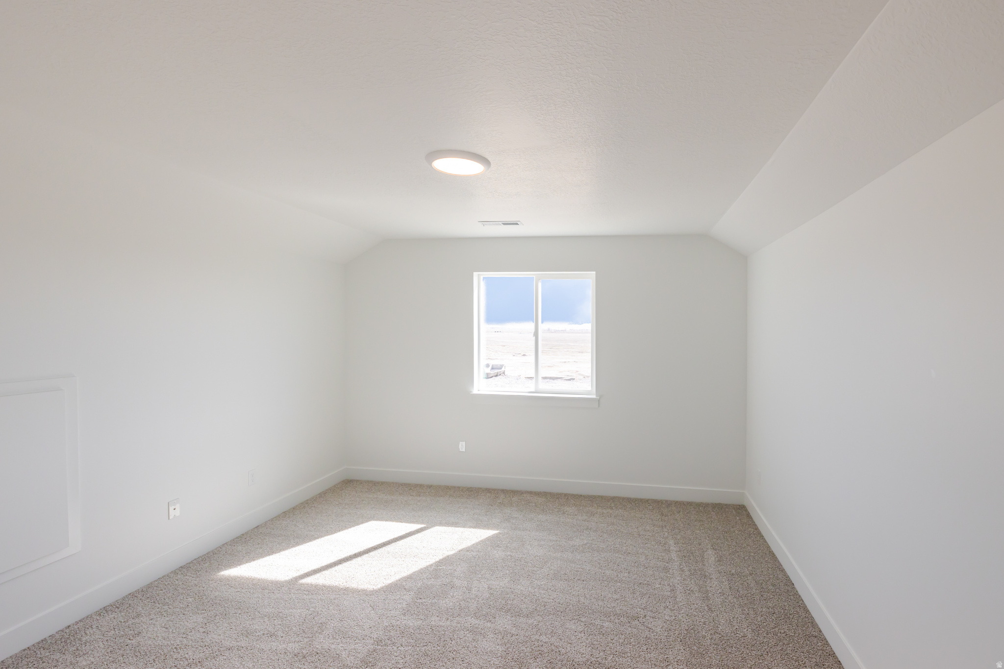 ROSE RANCH - Residential