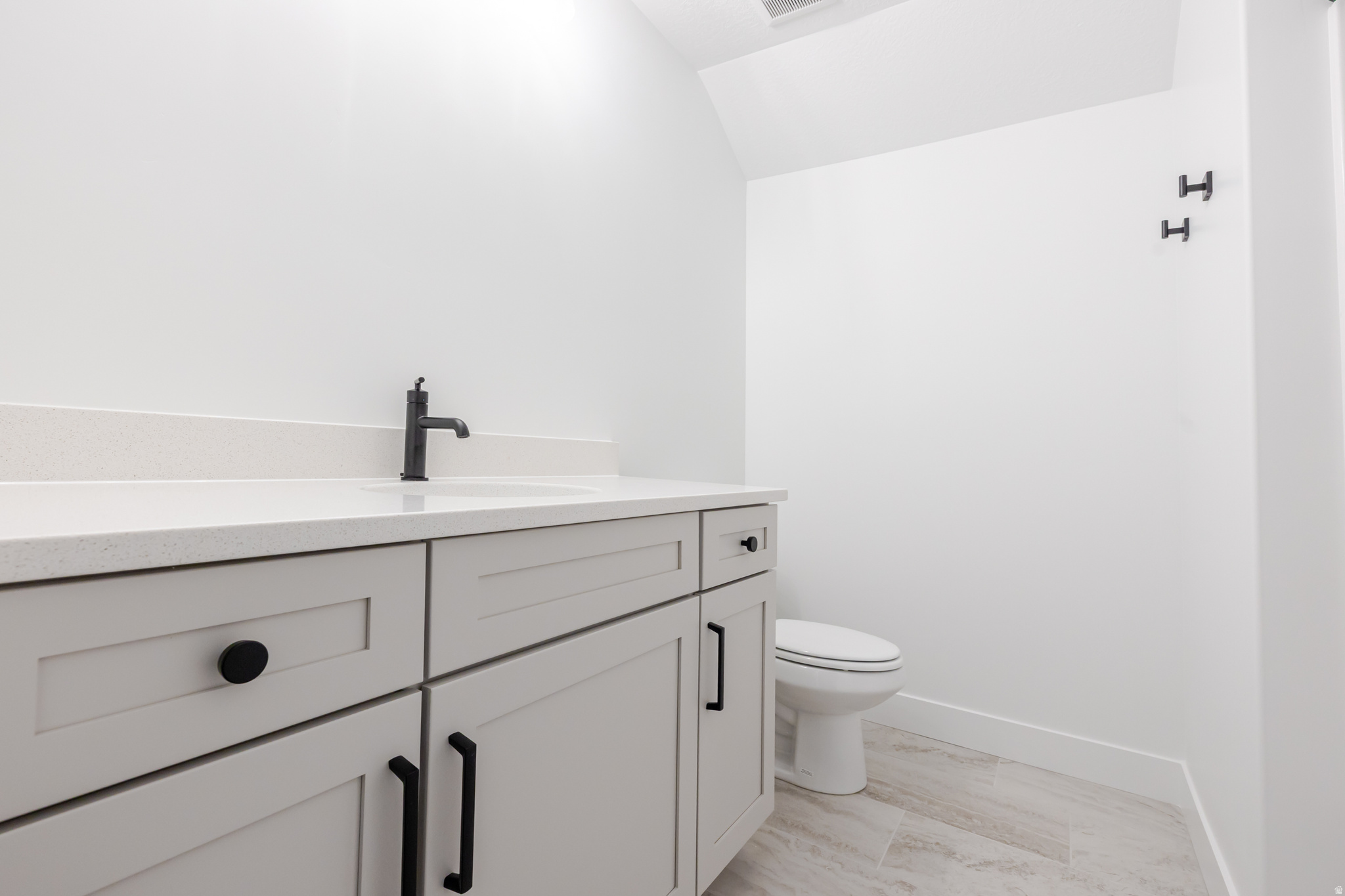 ROSE RANCH - Residential