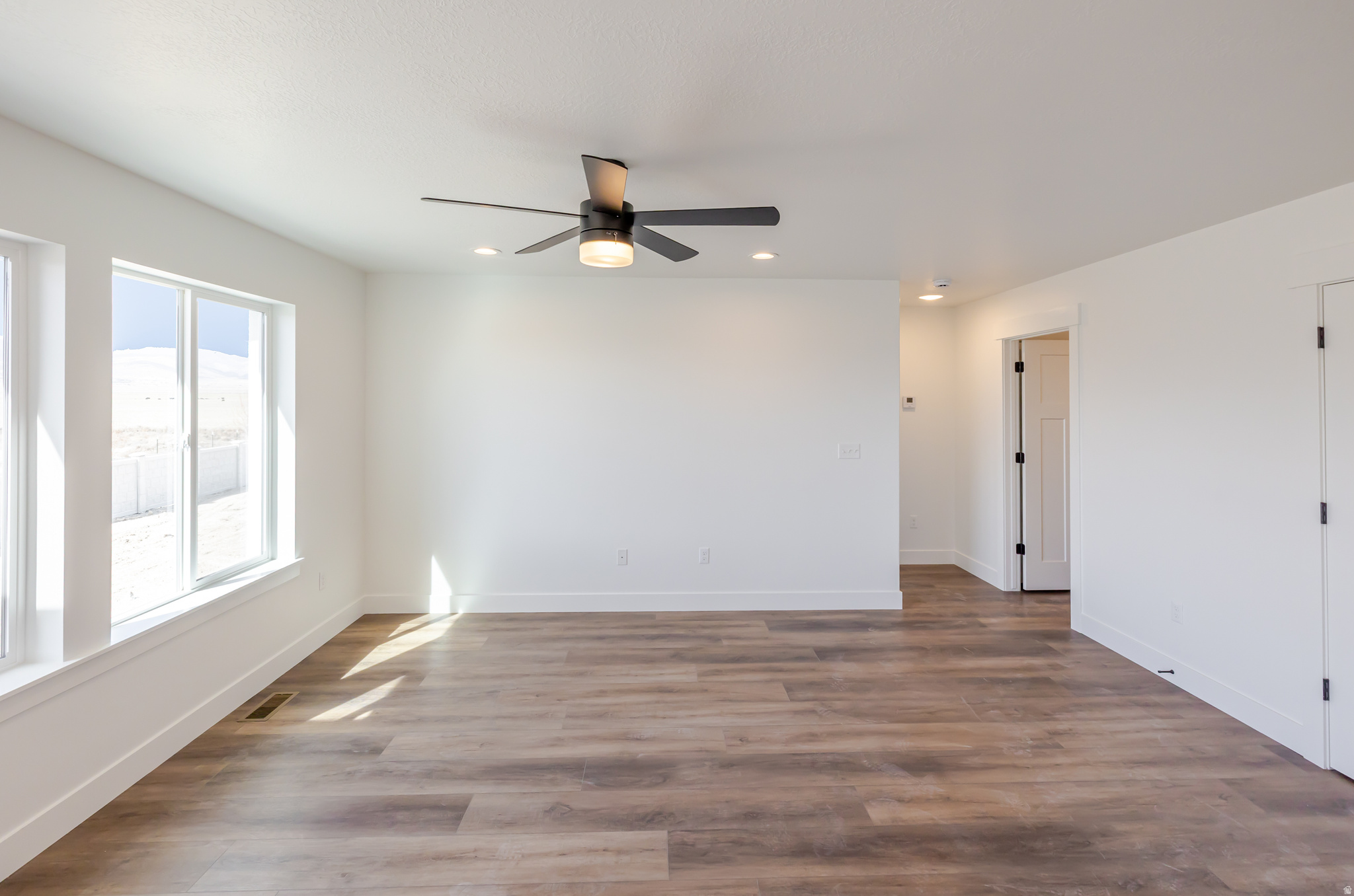 ROSE RANCH - Residential