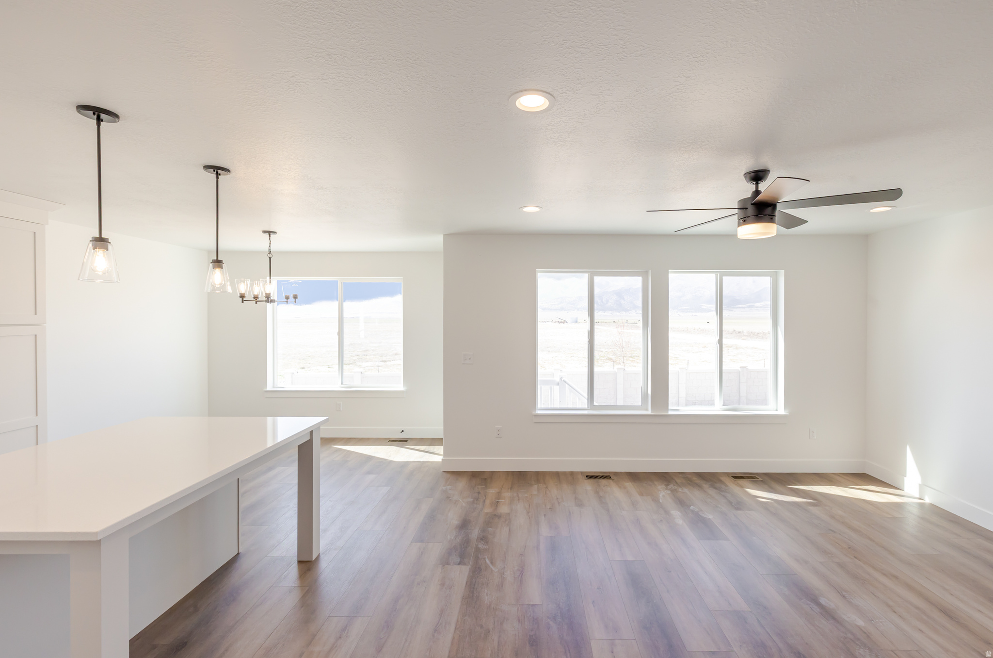 ROSE RANCH - Residential