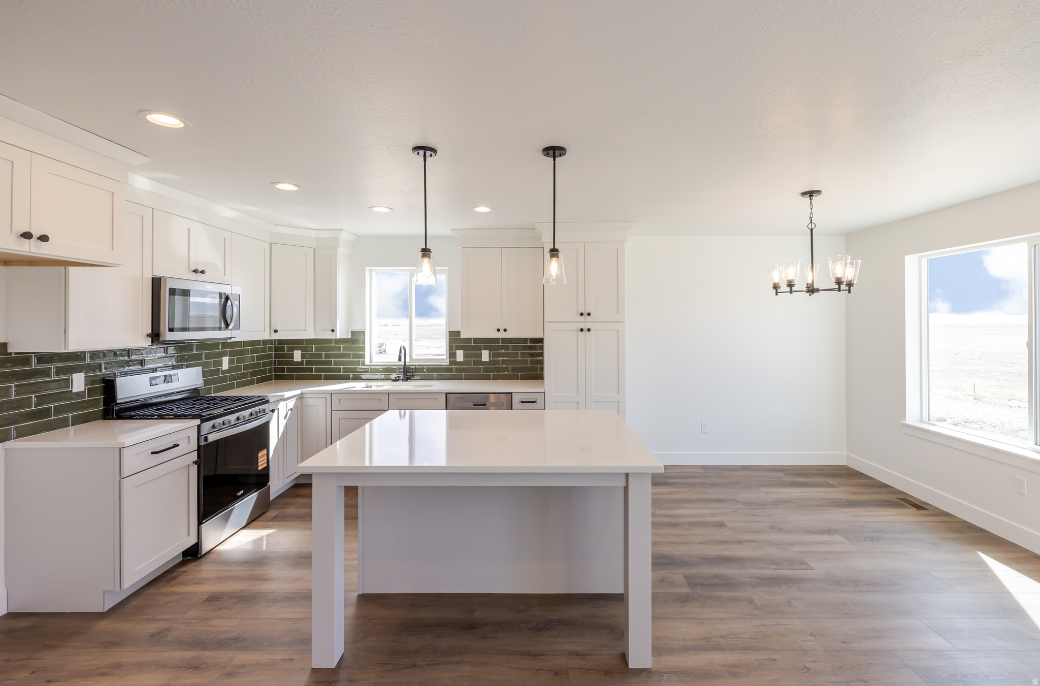 ROSE RANCH - Residential