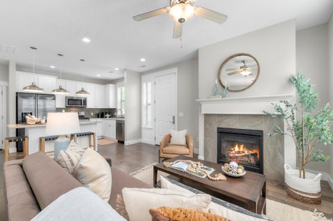 Townhouse For Sale - 286 E Sandy Sage Way<br/> Salt Lake County, Sandy, UT 84070