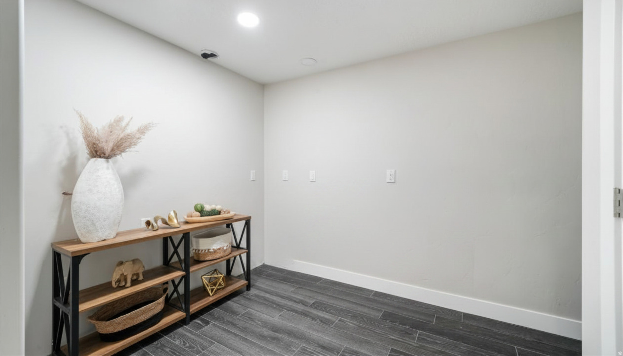 PELICAN BAY - Residential