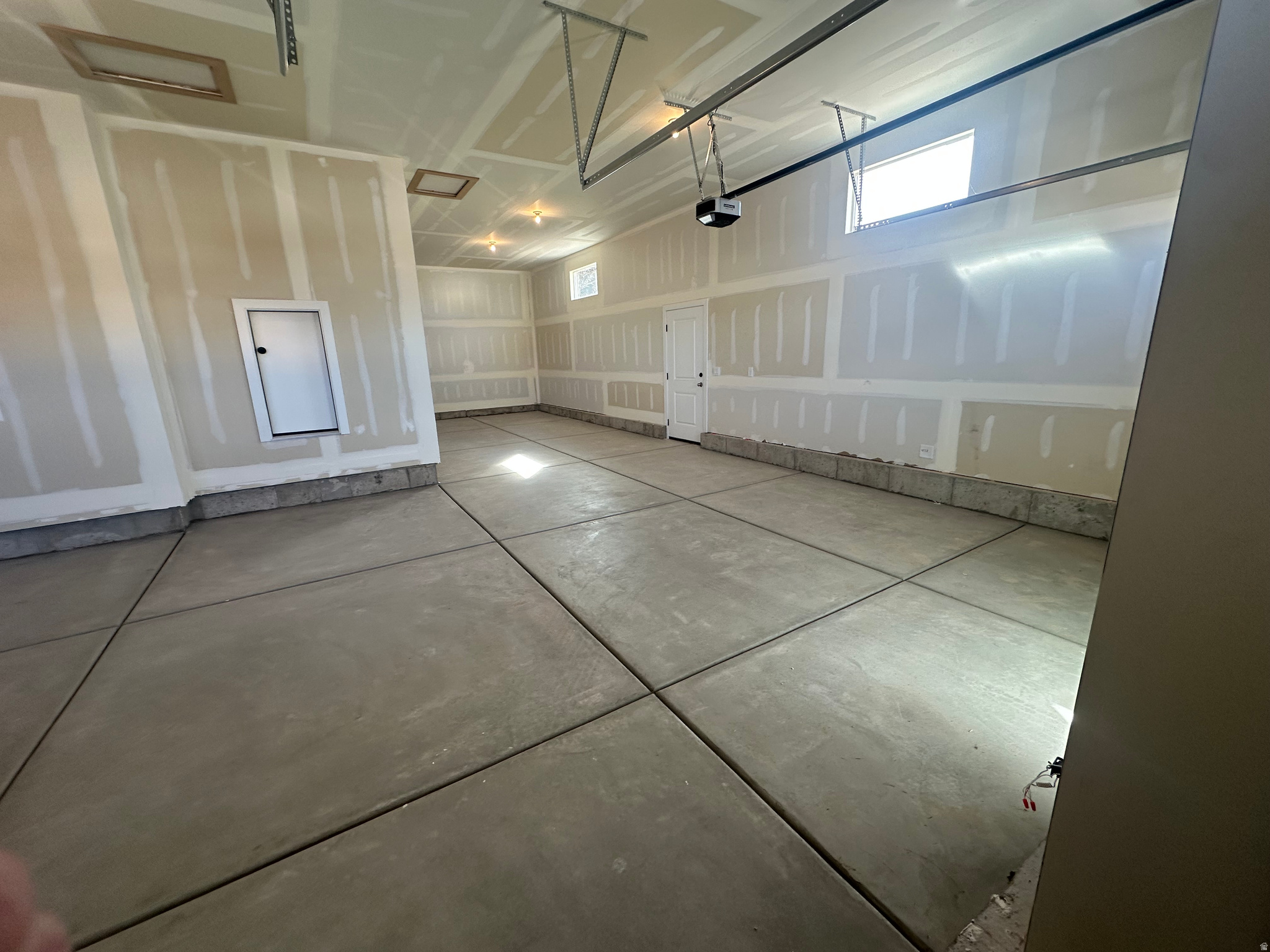 AMBLEVIEW ESTATES - Residential