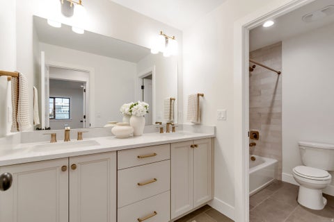 Tiny photo for 756 W SARA DR, Saratoga Springs, UT 84045 (MLS # 2173954)