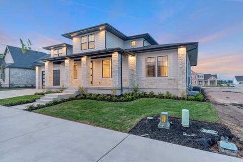 Tiny photo for 756 W SARA DR, Saratoga Springs, UT 84045 (MLS # 2173954)