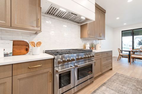 Tiny photo for 756 W SARA DR, Saratoga Springs, UT 84045 (MLS # 2173954)