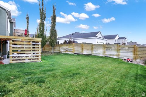 Tiny photo for 4144 W FOXVIEW DR, South Jordan, UT 84009 (MLS # 2083731)