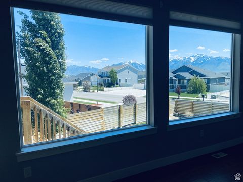 Tiny photo for 4144 W FOXVIEW DR, South Jordan, UT 84009 (MLS # 2083731)