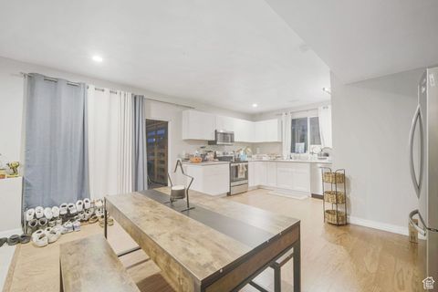 Tiny photo for 4144 W FOXVIEW DR, South Jordan, UT 84009 (MLS # 2083731)