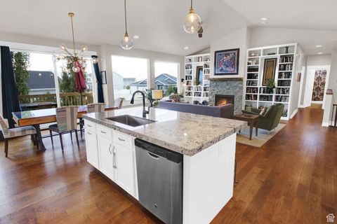 Tiny photo for 4144 W FOXVIEW DR, South Jordan, UT 84009 (MLS # 2083731)