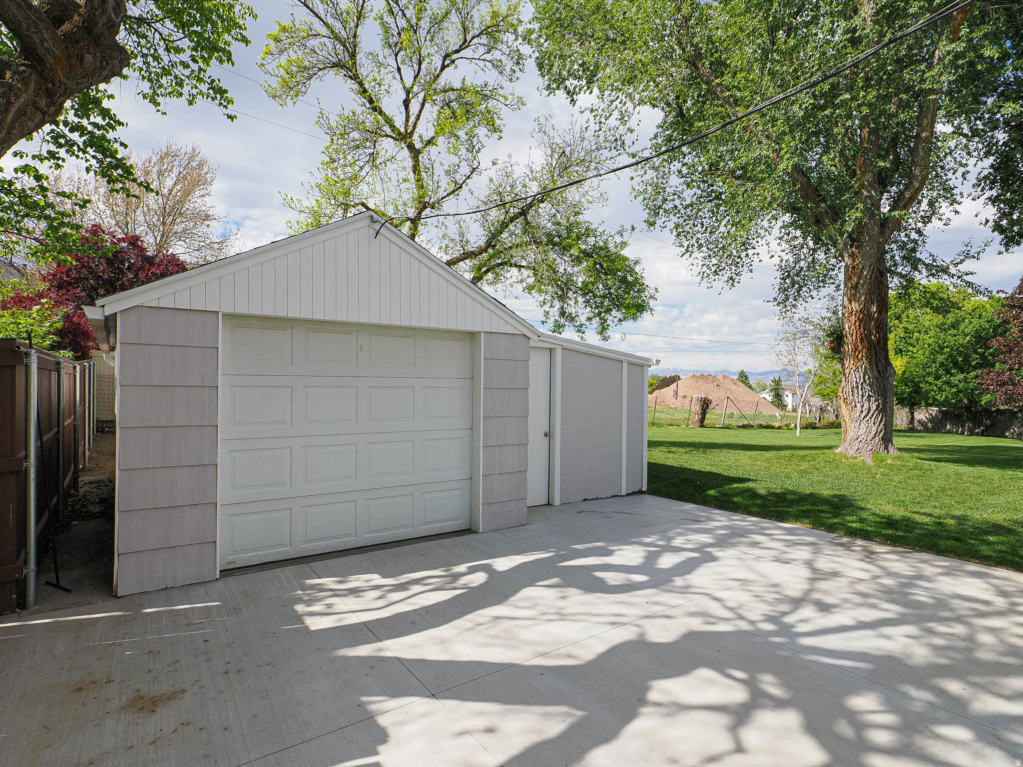 VIEW HEIGHTS - Residential