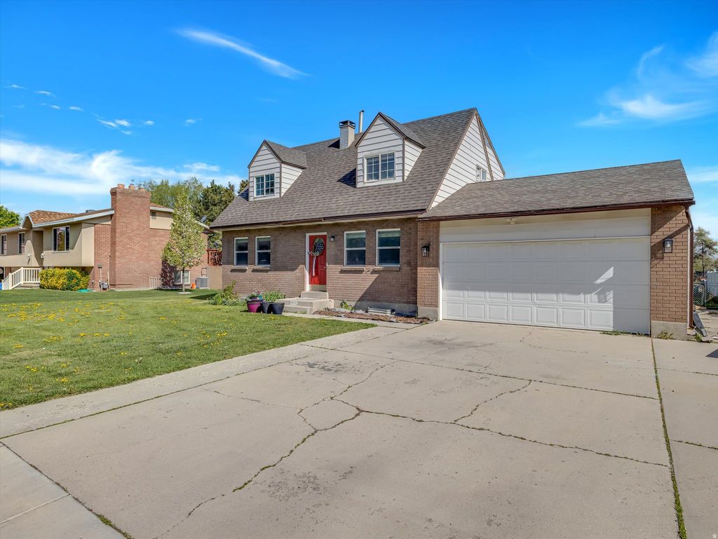 Photo of 1856 W WESTERN CHARM DR S, Riverton, UT 84065 (MLS # 2149416)
