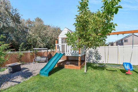 Tiny photo for 1752 S WEEPING WILLOW WAY S, Lehi, UT 84043 (MLS # 2115248)