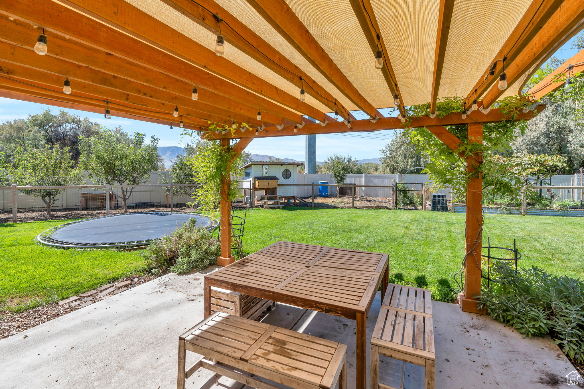 SPRING CREEK RANCH - Residential