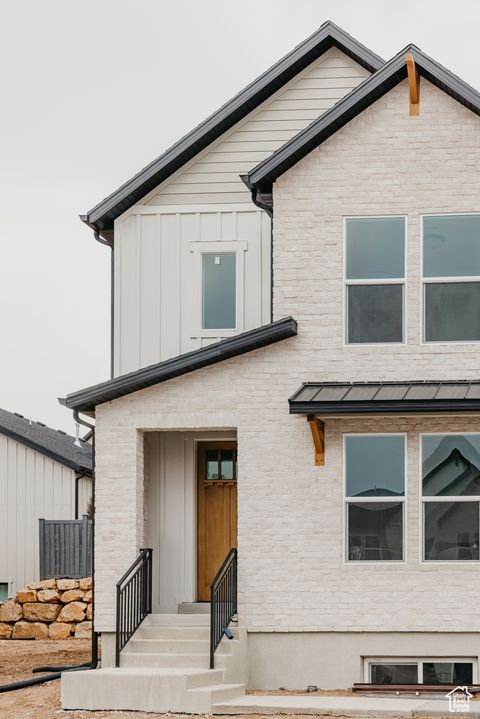 Tiny photo for 5976 N CANYON RIM DR, Lehi, UT 84043 (MLS # 2116076)