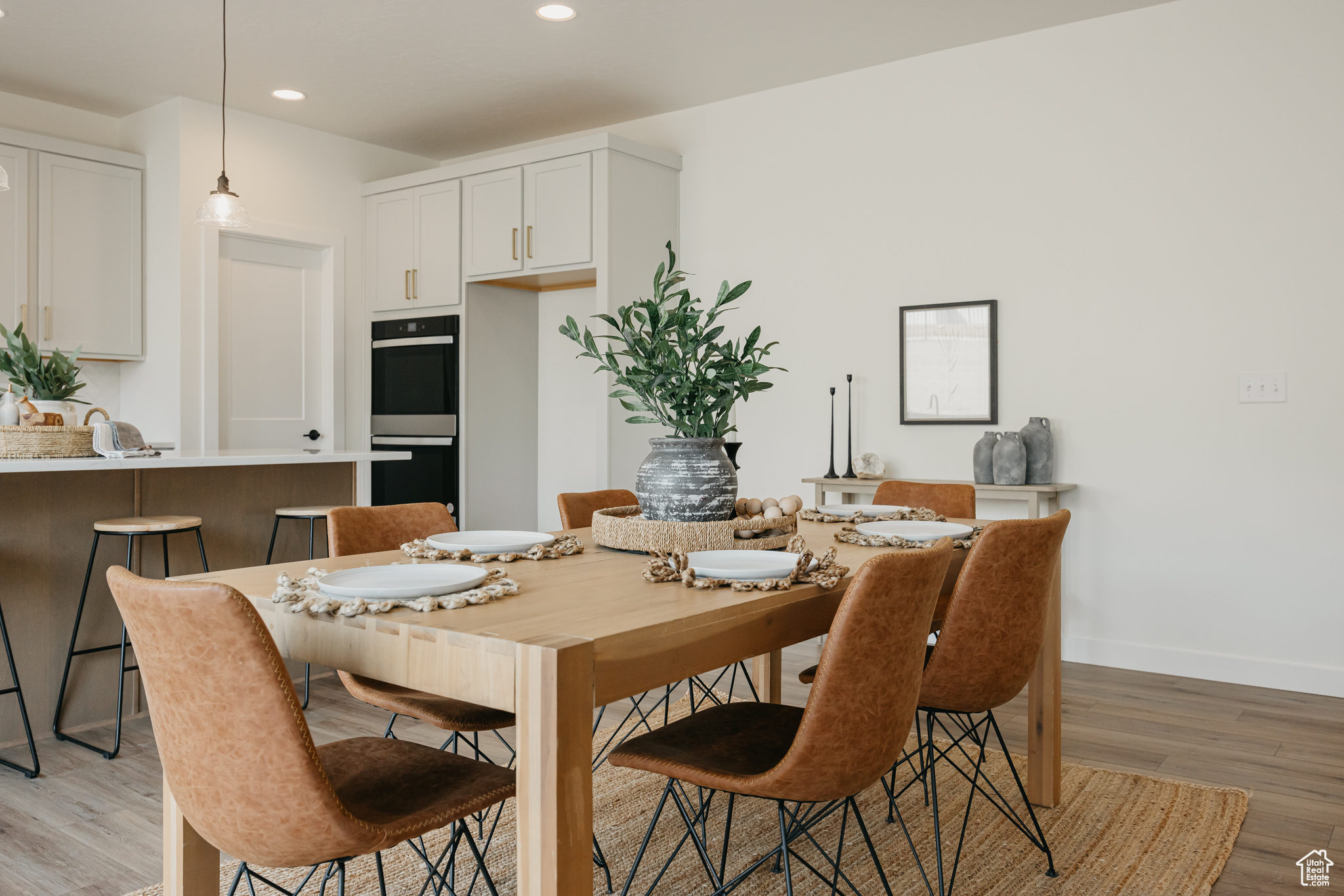 CANYON POINT - Residential