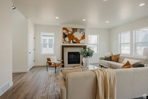 Tiny photo for 5976 N CANYON RIM DR, Lehi, UT 84043 (MLS # 2116076)