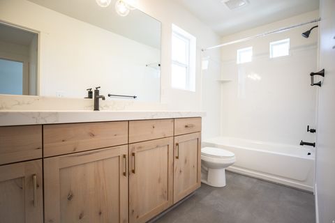 Tiny photo for 571 W 1775 N, Harrisville, UT 84404 (MLS # 2173881)