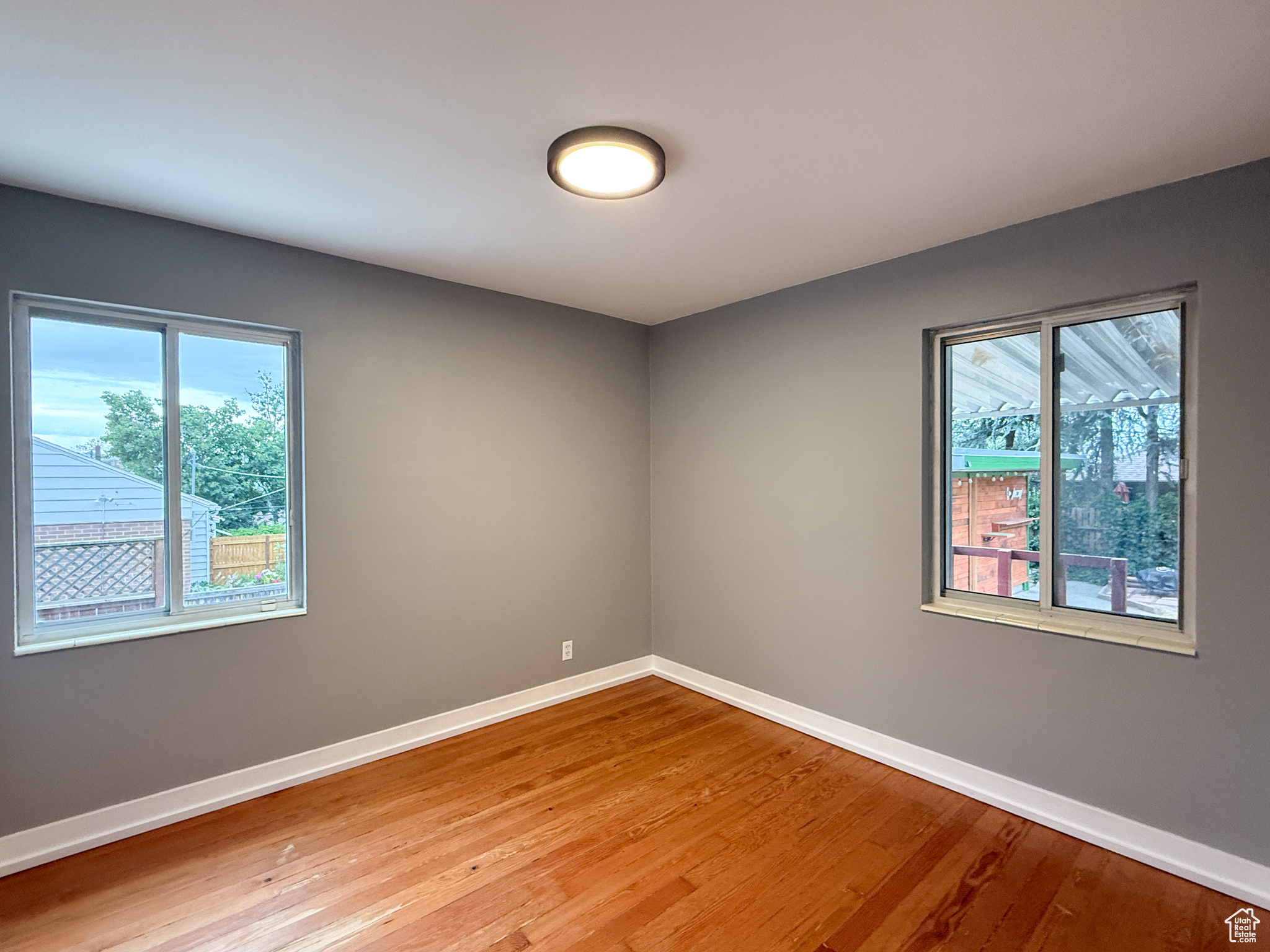 COUNTRY CLUB HEIGHTS - Residential